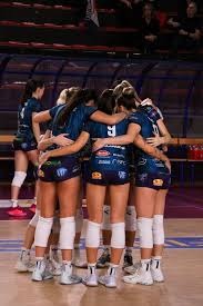 弗兰克喊话球迷：没有你们，我们什么都不是，但这足够吗